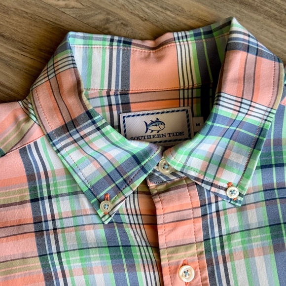 Southern Tide Medium Performance Stretch Collared Shirt Peach Green Plaid - Picture 4 of 14